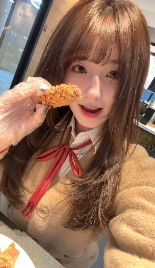好想剪最近网上很火的高层次发型。于是我对比了很多家理发店，发现了这家宝...