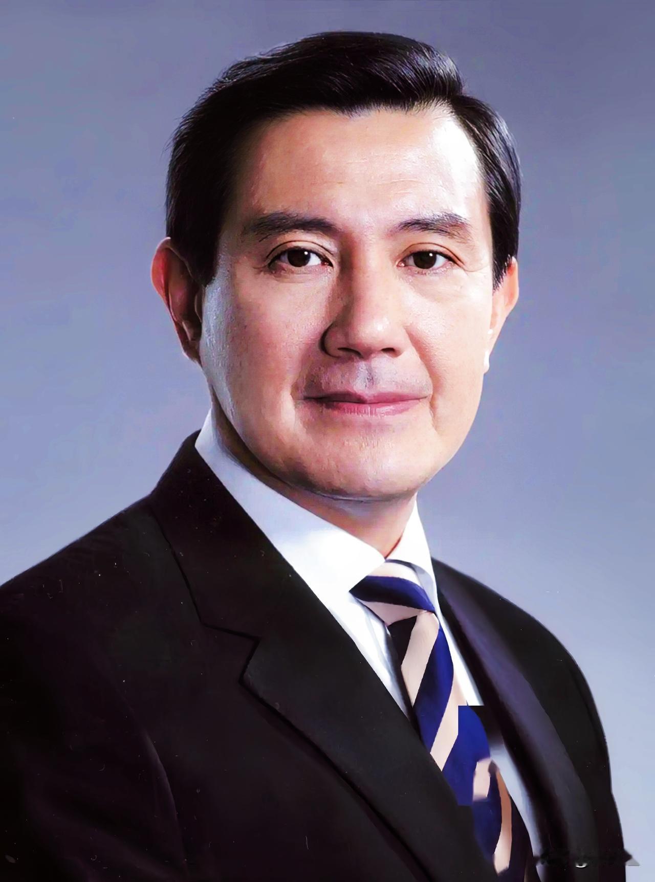 最近看到岛内某政治人物大放厥词，说什么满足“三条件”就能自动回归。第一要搞“一国