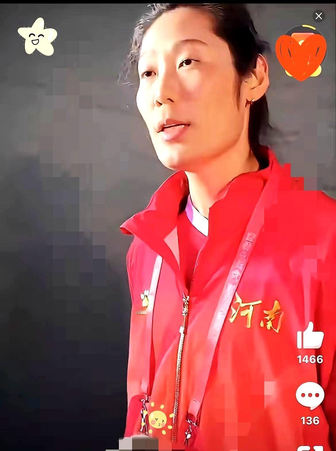 一句“没考虑过”，朱婷的回应真的扎心。

东京奥运会带伤上场，女排小组赛出局，她