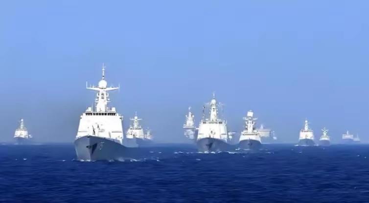 7月31日，解放军海空精锐尽出，美航母打击群紧急后撤，菲律宾大失所望？

7月3