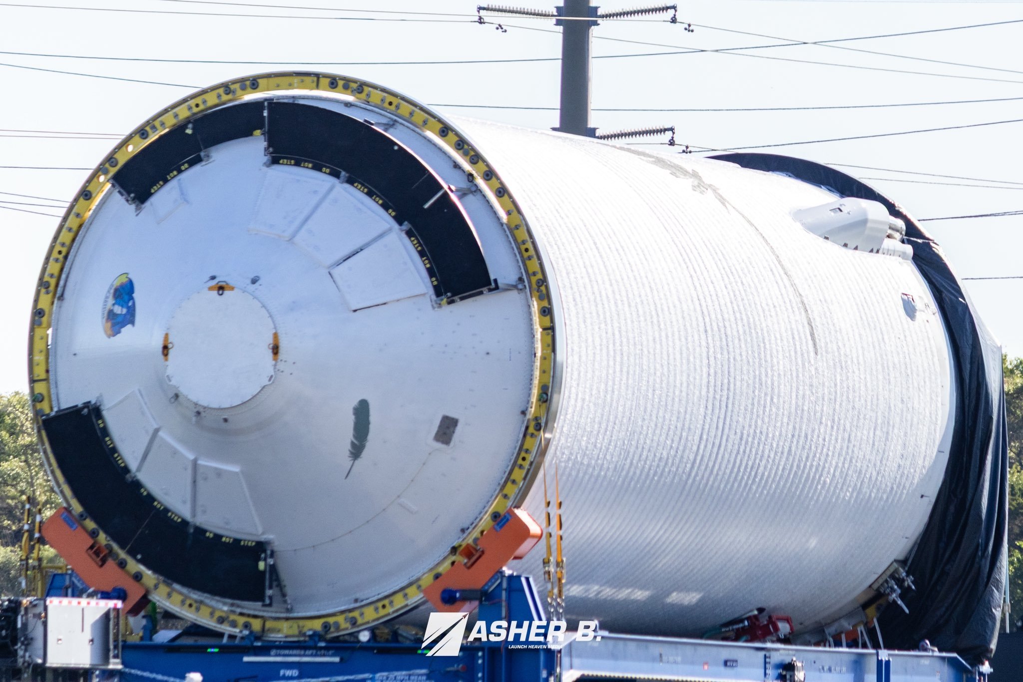 新格伦第六次飞行使用的二级前往LC-36以准备进行静态点火测试。 