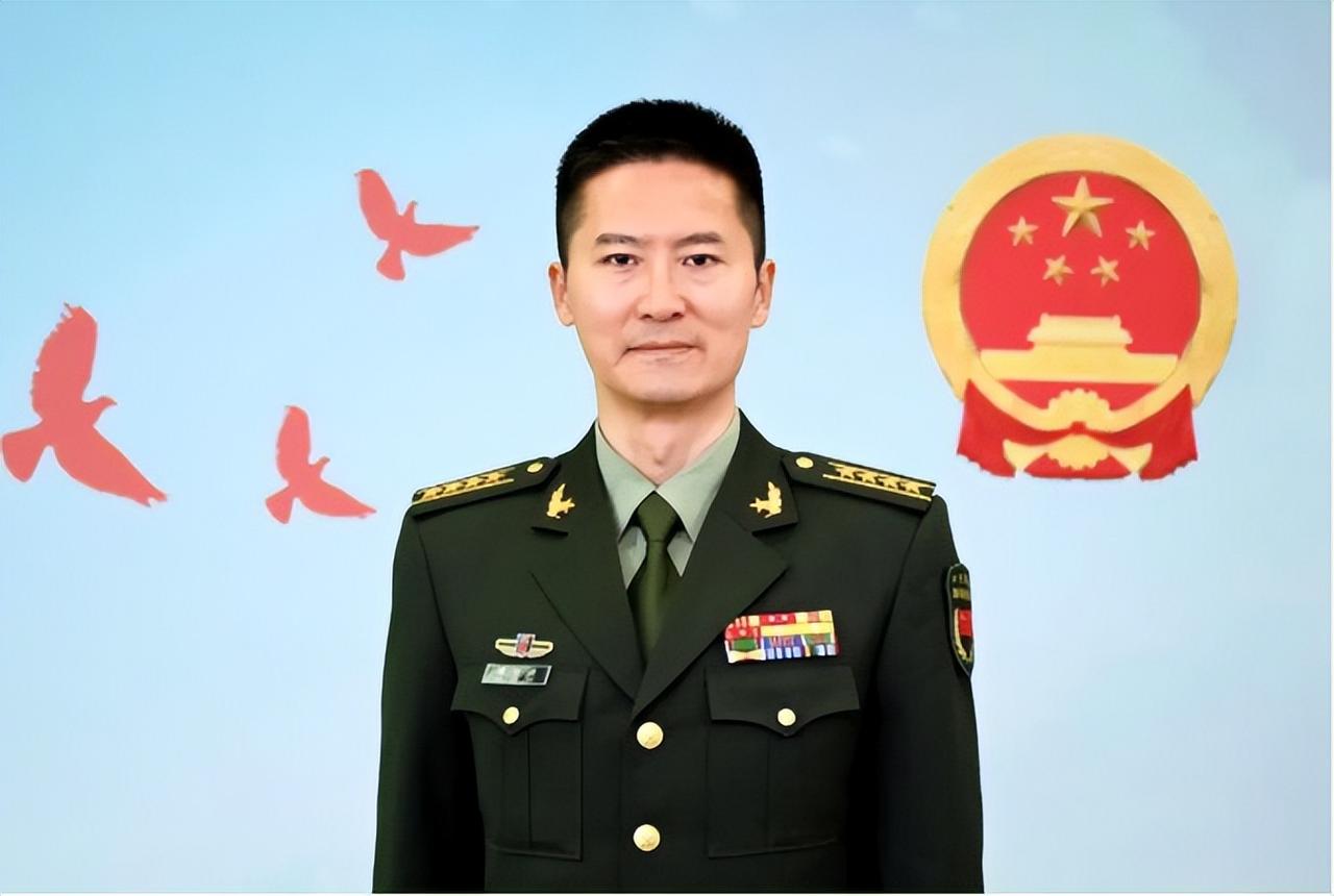 2026年全国国防支出预算落定，1.94万亿元的数字，是国家筑牢安全屏障的硬核底