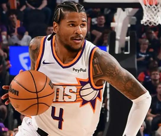 北京时间11月9日11：30，明天的NBA常规赛快船队主场迎战太阳队，昨天两队才