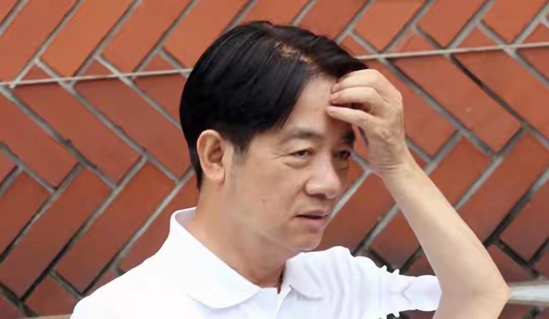 美国暂停对台军售背后的原因是什么？一句话：表面是弹药不够，中层是战略优先级，深层
