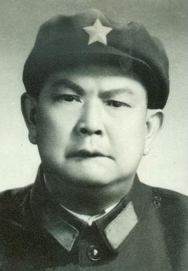 1941年，游击队长刘奎准备开会，队员王德却借口头疼去睡觉，刘奎意识到不对劲，就