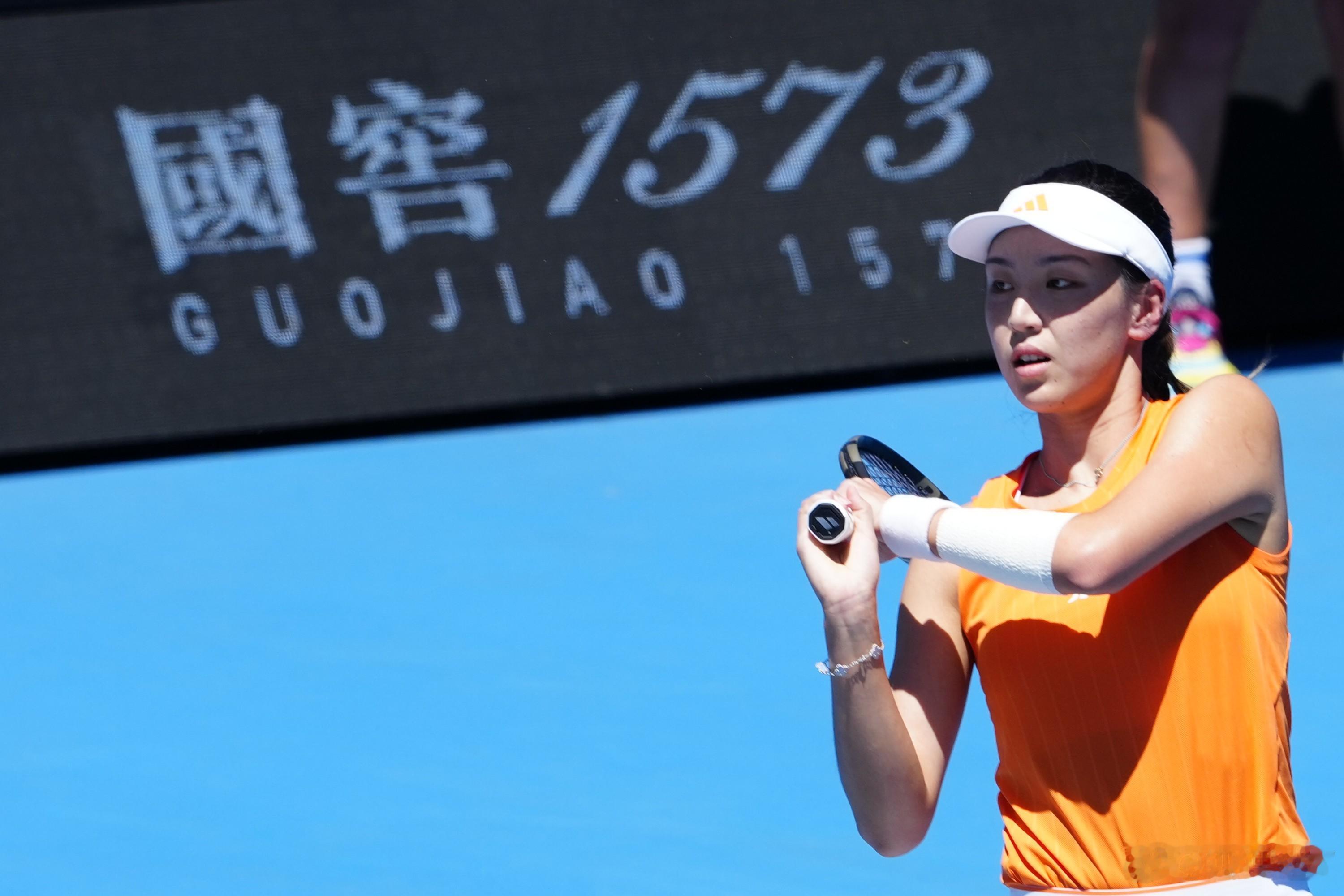 恭喜王欣瑜首进澳网女单16强王欣瑜2比0诺斯科娃王欣瑜追平个人大满贯最佳战绩!王