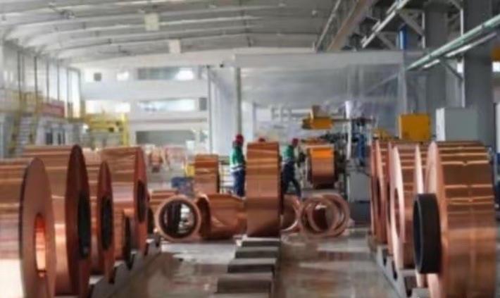 美国这次蒙了吧，美国大量囤积了铜，把铜价炒上天去了，可美国万万没料到，中国根本不