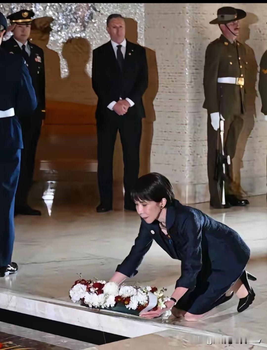 高市早苗的上台，所代表的就是“日本极右翼军国主义”势力。
高市之所以敢冒天下之大