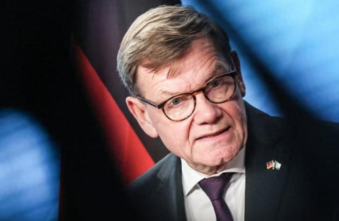 法国刚走，德国又来了，西方大国频繁访华，其实都是为了同一件事。

别被他们那些冠