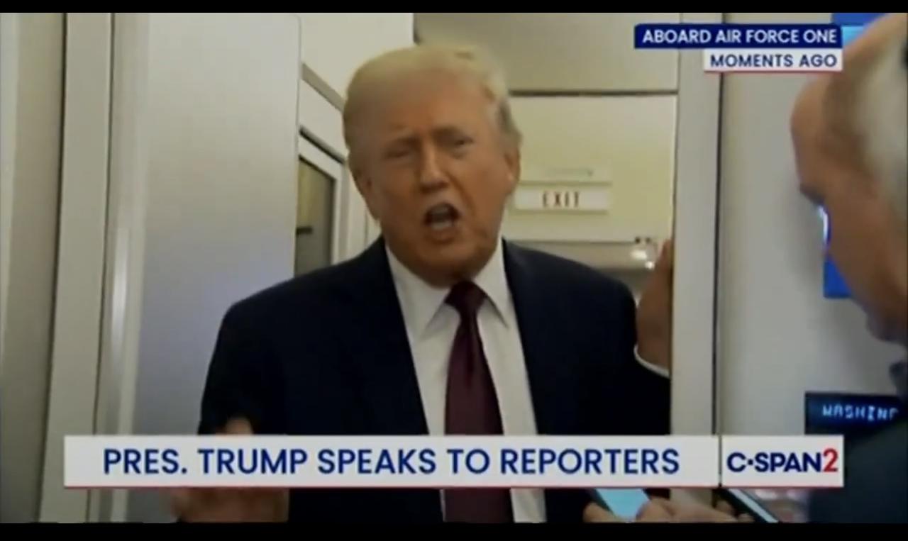 真能扯

特朗普表示，他“要求”其他国家向霍尔木兹海峡派遣军舰：“因为那是他们的