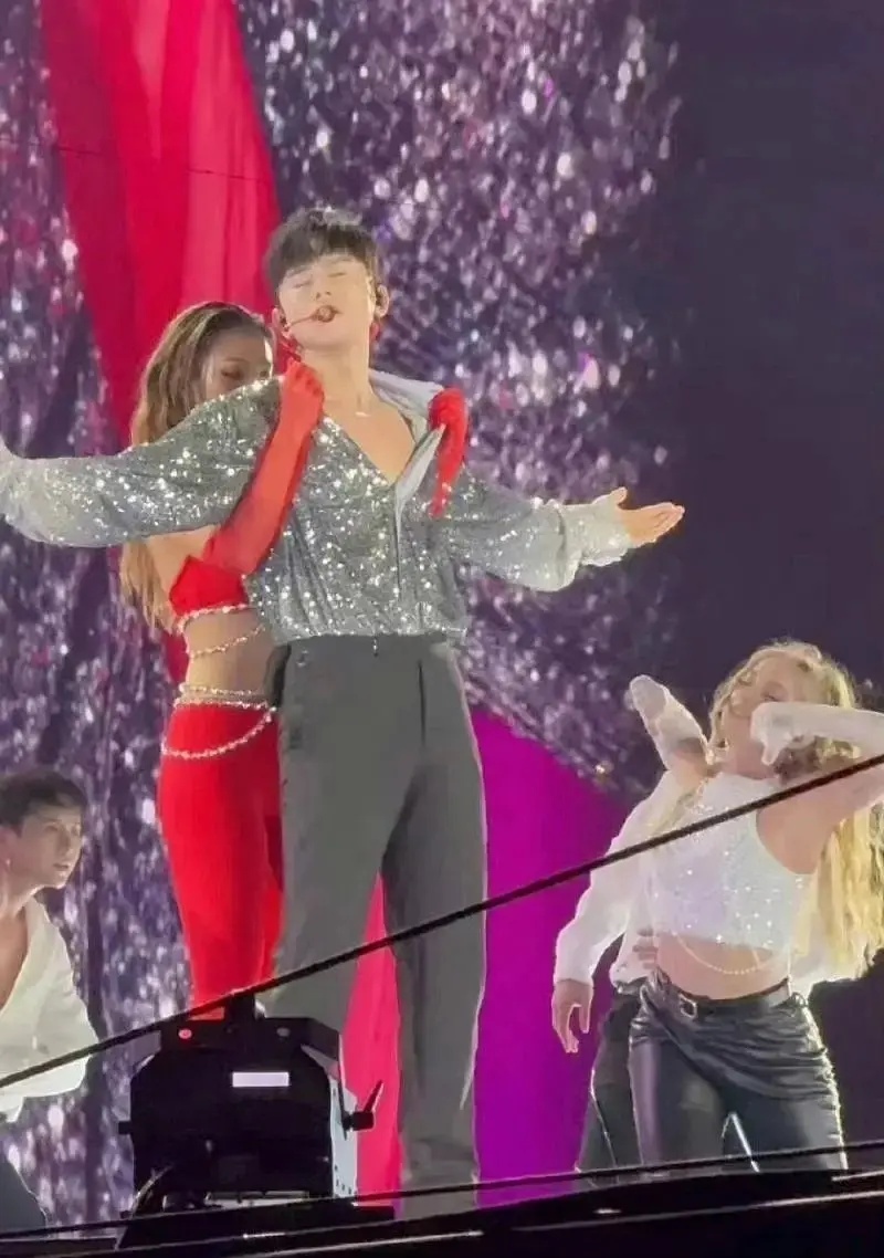 张杰这种已婚男，还会有梦女？ ​​​