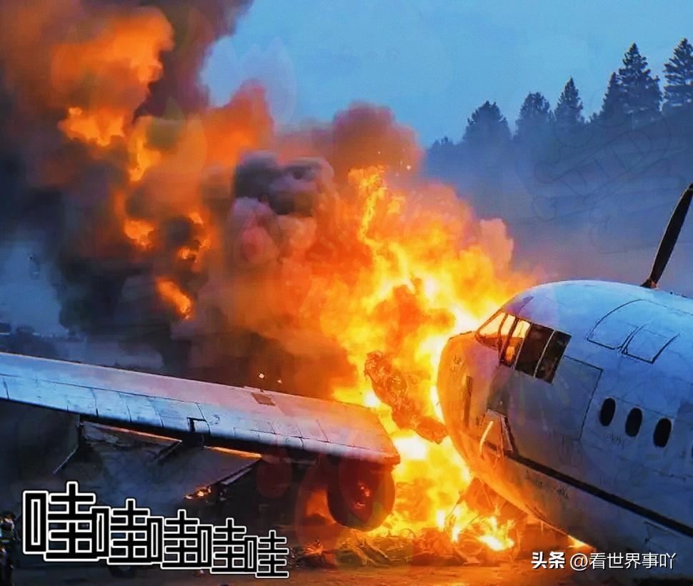 快讯！
轰隆一声巨响，火光冲天！美军F-15战机在科威特坠毁。
 
当地时间3月