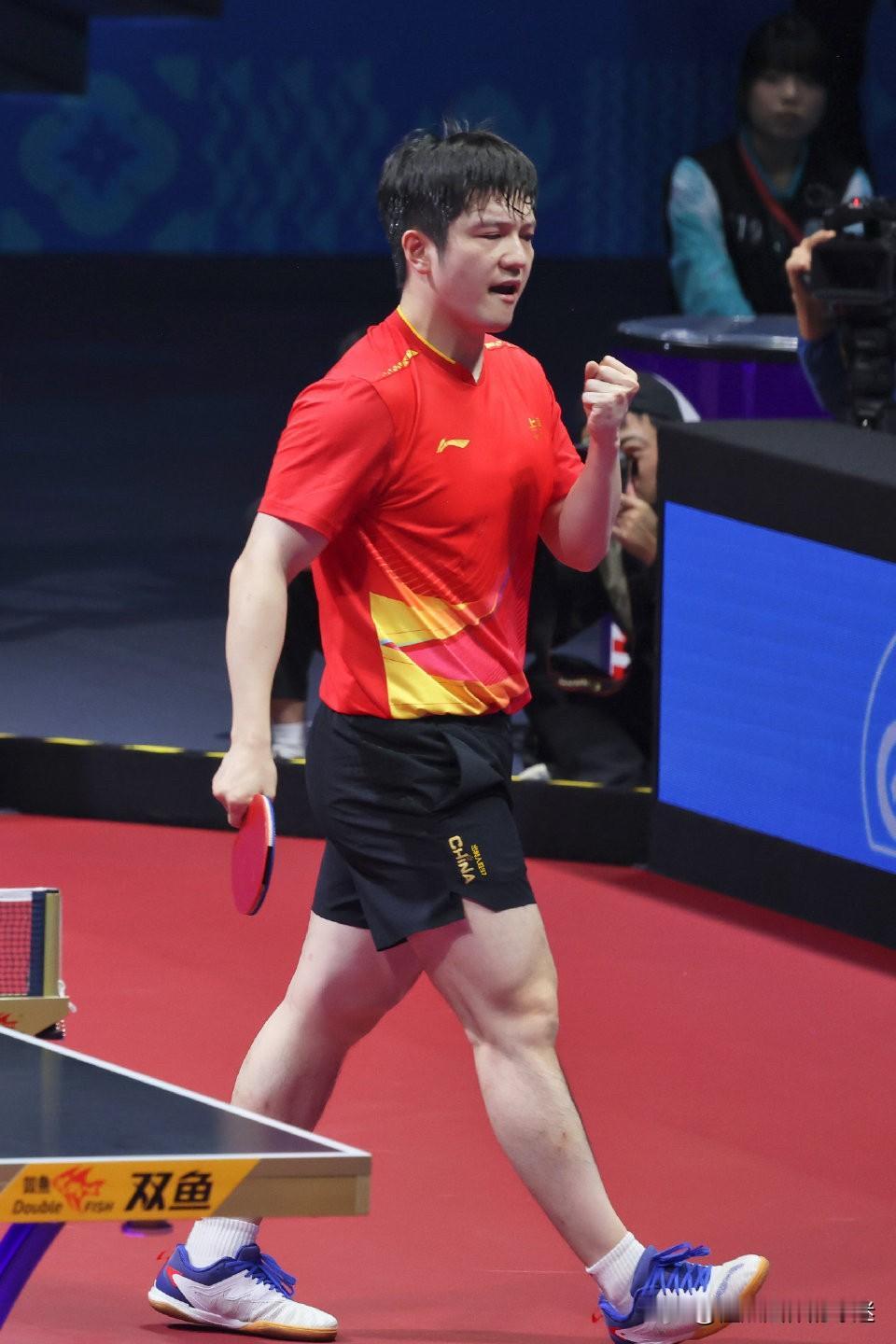 樊振东：全运会胜率100%
1、樊振东：男单冠军，单打胜率100%
2、樊振东：