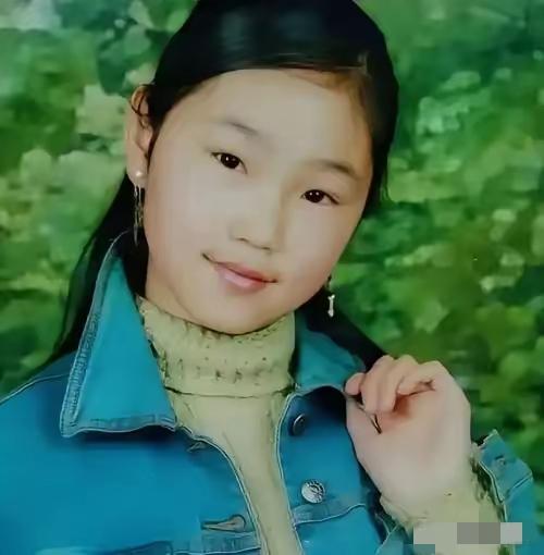 银川15岁女孩杜思思，放学路上离奇失踪，父亲苦寻整整18年，始终活不见人、死不见