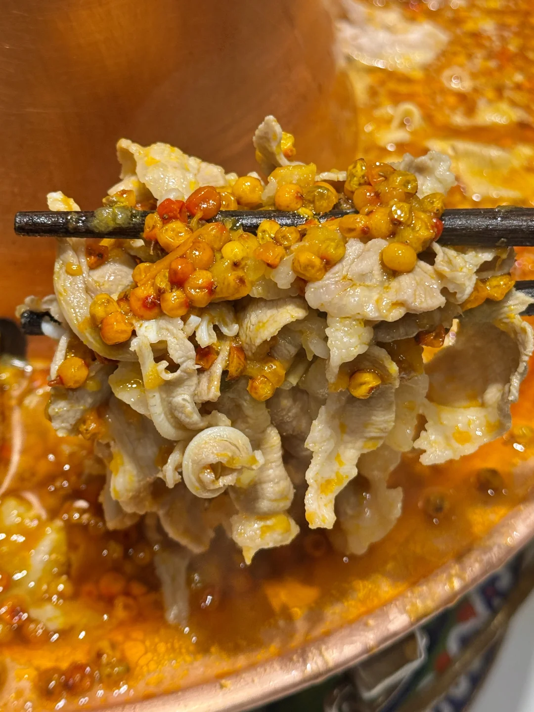 感觉是目前上海top1好吃的！！！沙棘羊肉！