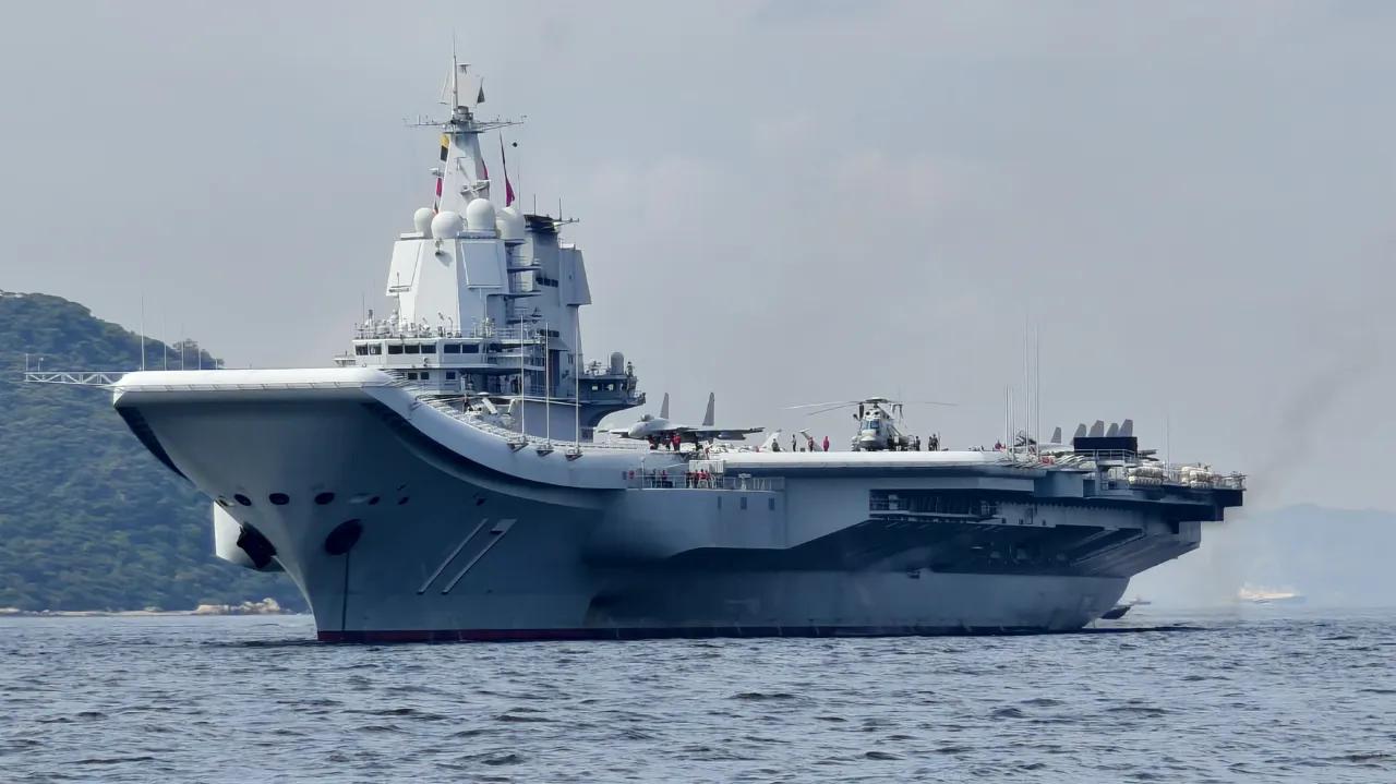 【震撼揭秘】中国第一艘自主设计建造的航母——山东舰，开启海上强国新时代！

你知