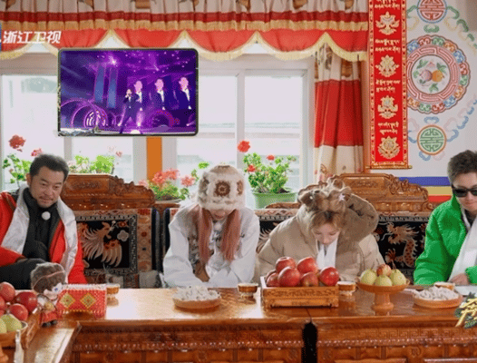 白鹿不愧是坐在路由器上的女人奔跑吧 反应速度堪称人间WiFi，热歌热梗样样精通！