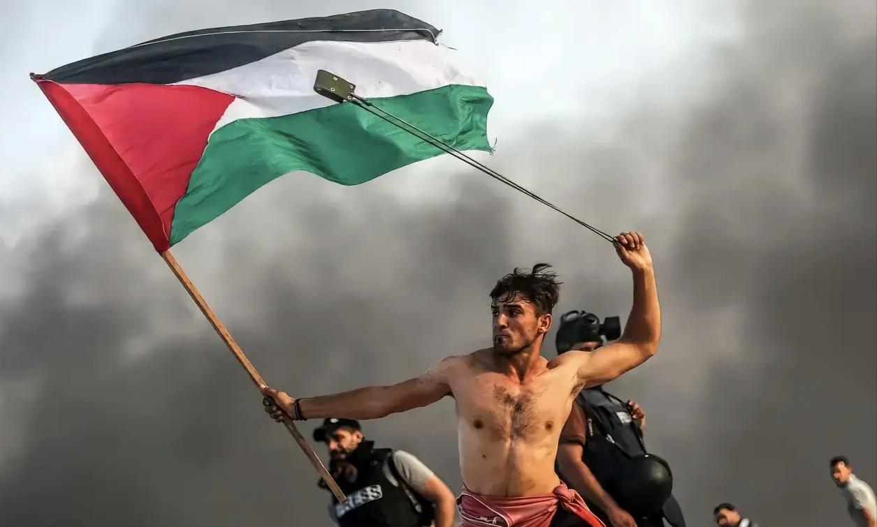 那么问题来了，乌克兰和以色列究竟谁有可能被先送走呀？
#国际# 
#军事# 
#