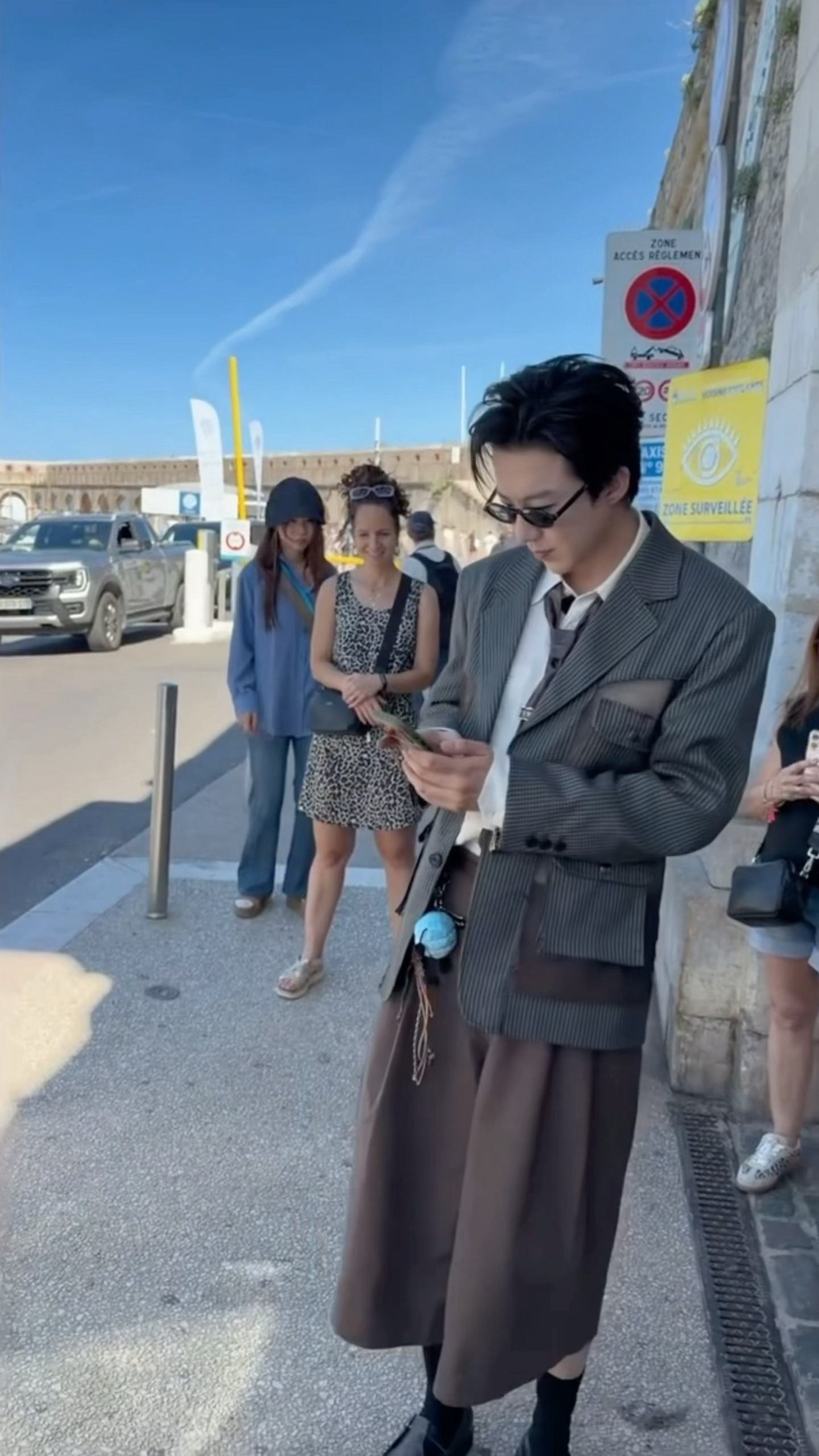 哎呦 刘宇宁地球超新鲜