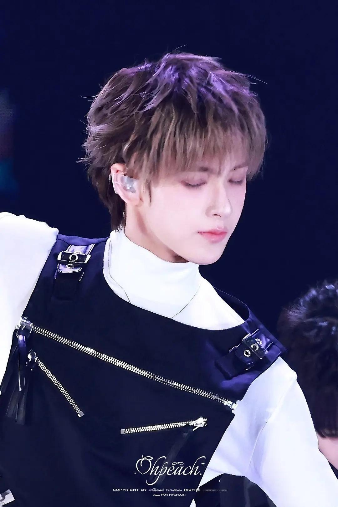 帅的我没法呼吸了 