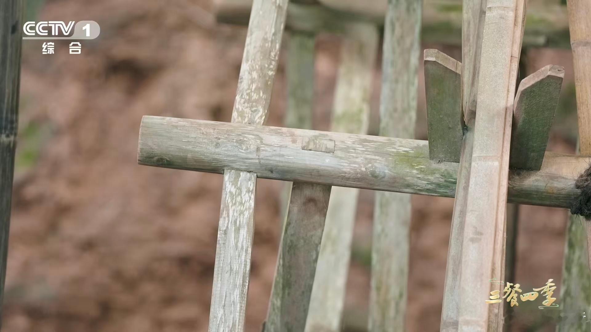 比西方早750多年的中国第五大发明 卓筒井，宋代钻井技术的巅峰之作，竹筒隔水，深