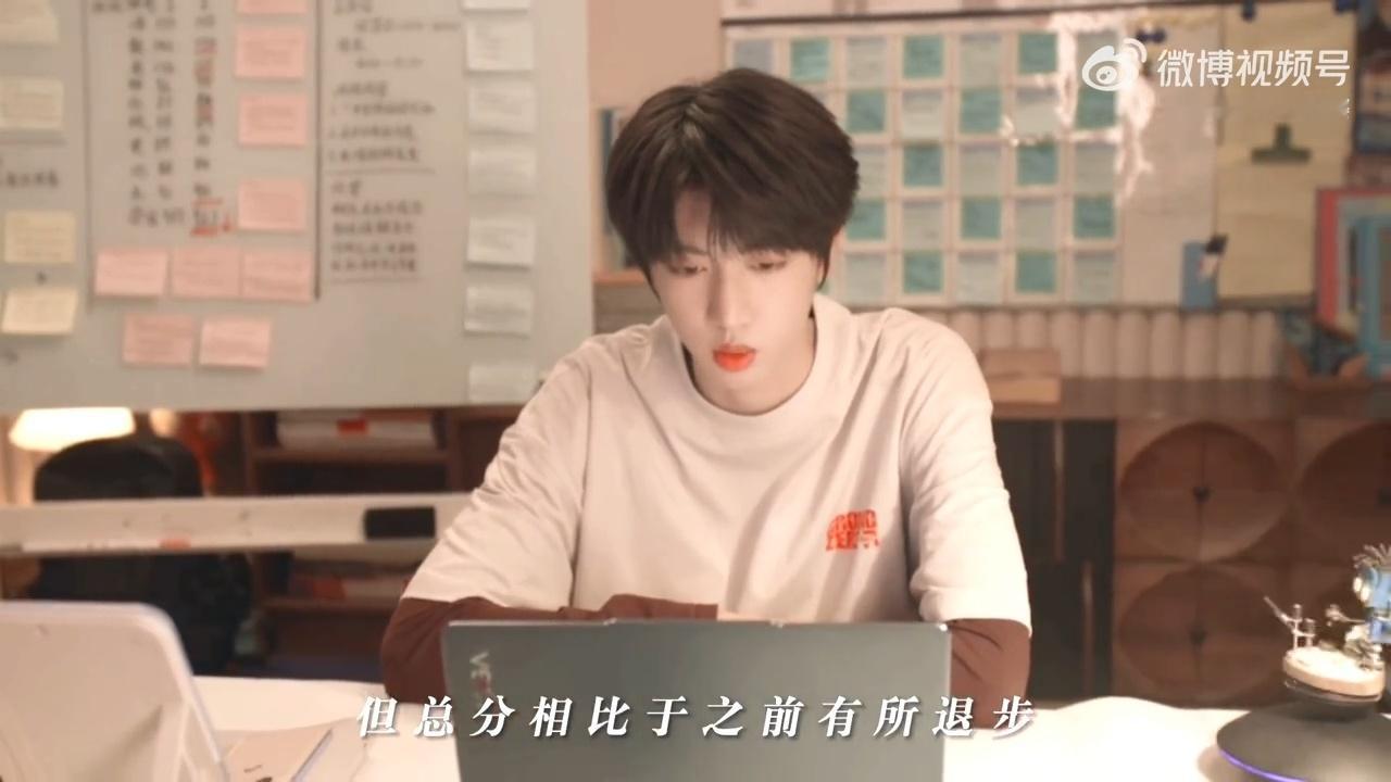 顾晨阳有个好窒息的爹我们的少年时代2中国式家长的典型，自以为全盘安排就是爱，实则