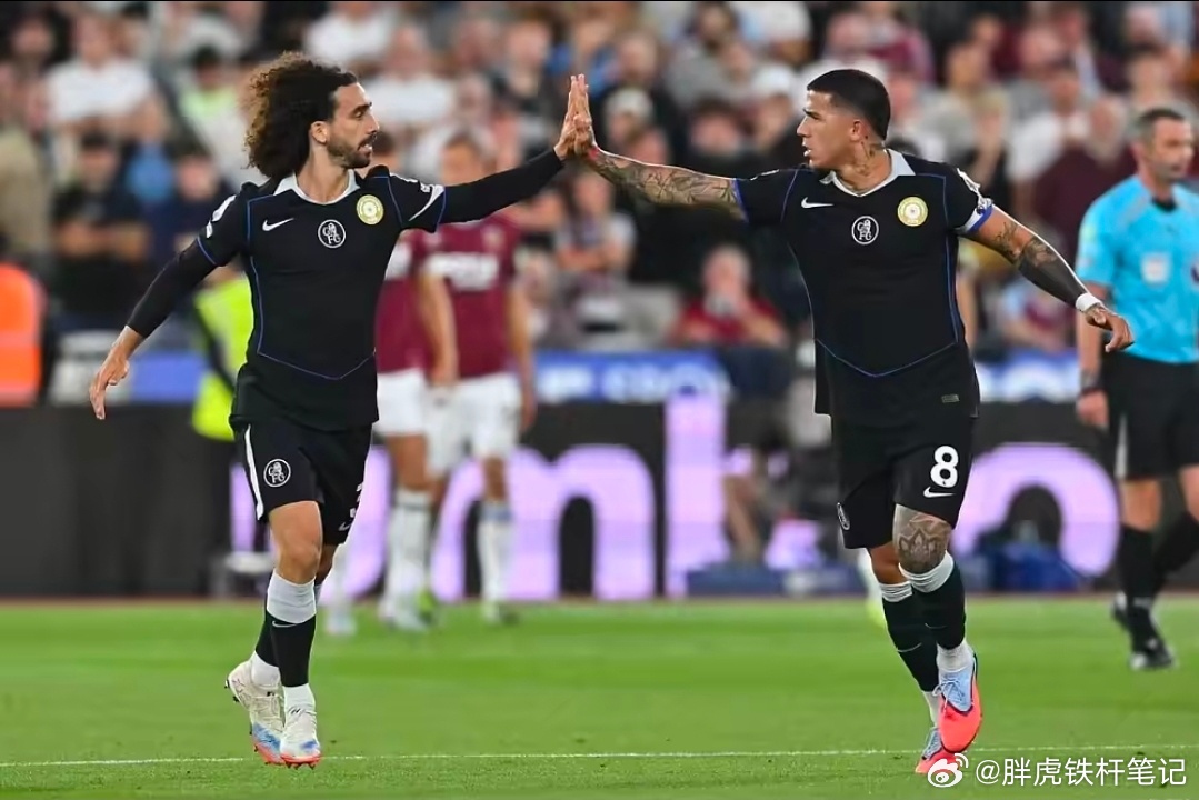 切尔西内部危机加剧，《卫报》证实，国际比赛日两名核心球员的言论让球队雪上加霜。恩