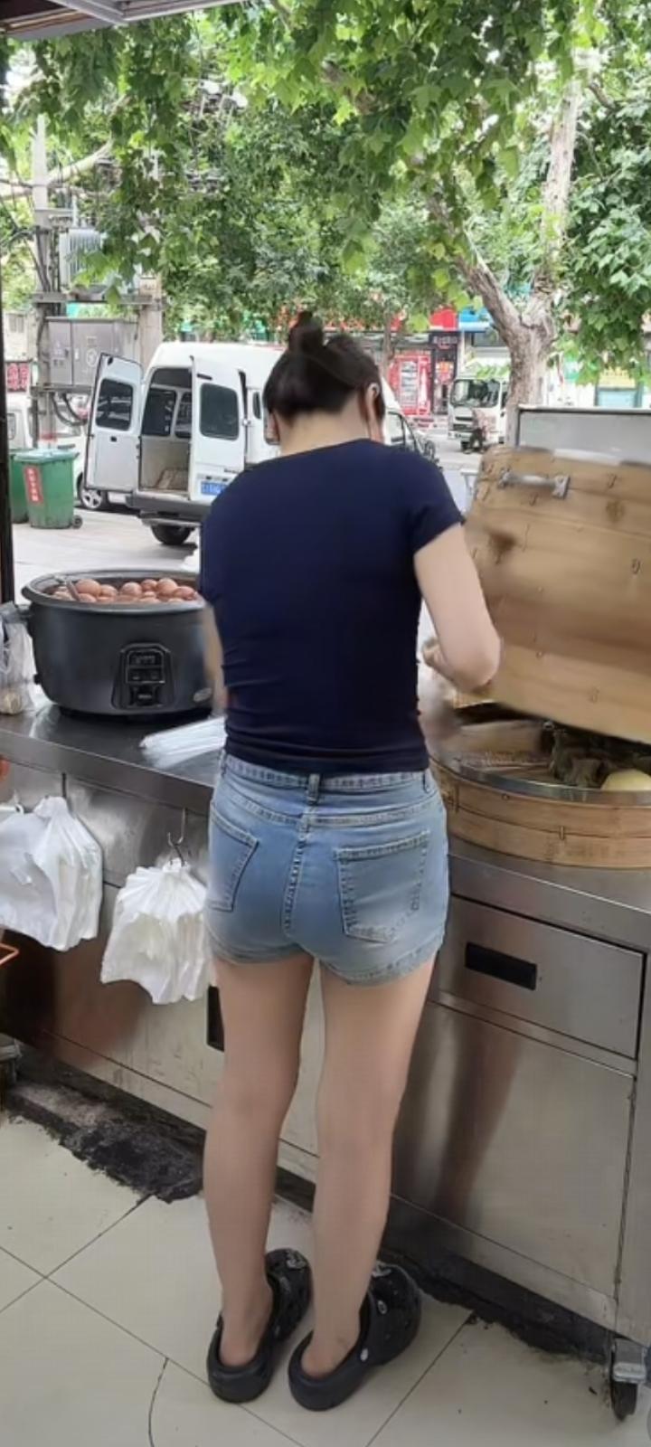 记录我的2026世间人情千千万，最珍贵莫过于真心相待。难过时有人安慰，迷茫时有人