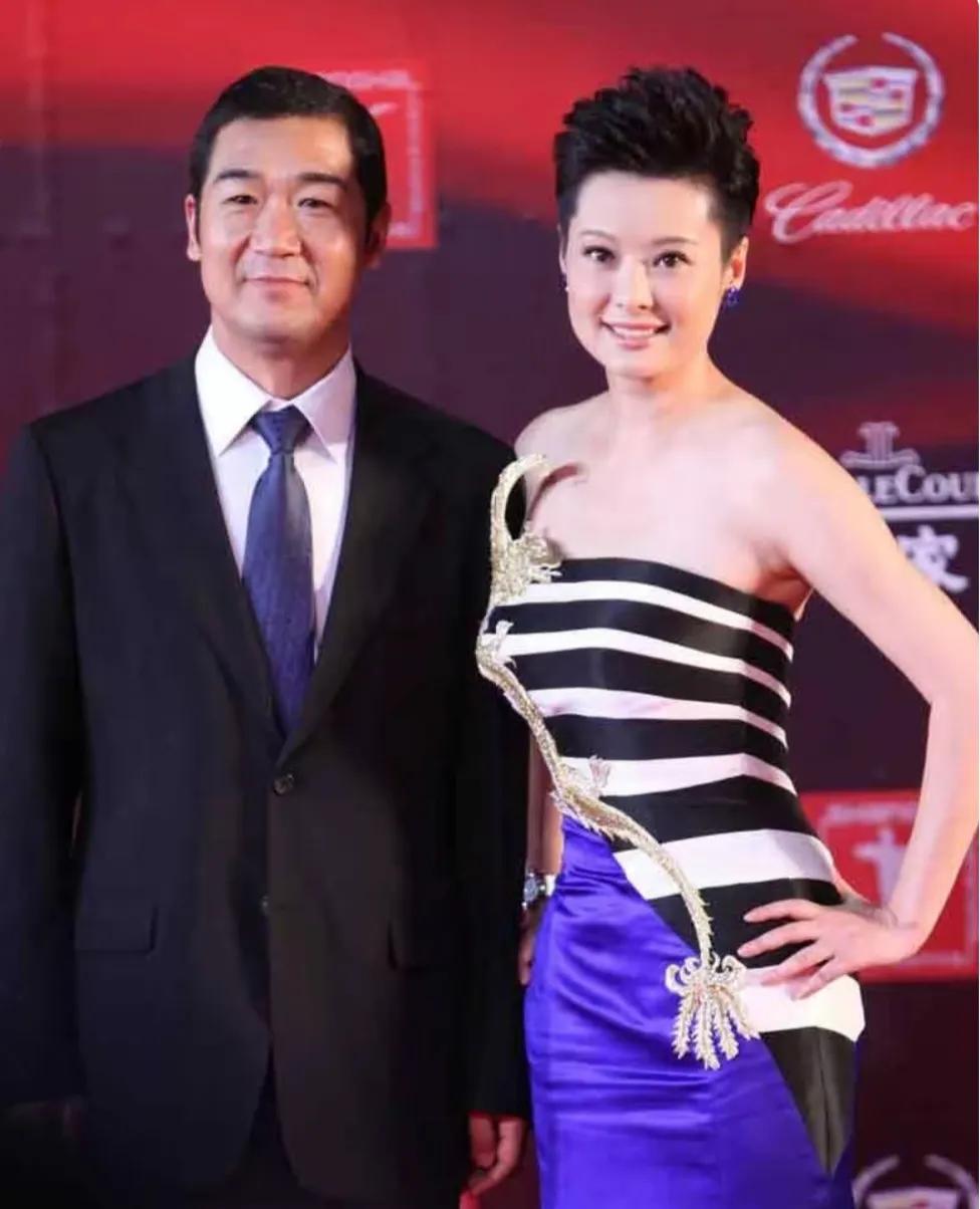 我敢说，能认识这个女演员的，一定是个影迷。她可是90年代最知名的演员，演技比吴越
