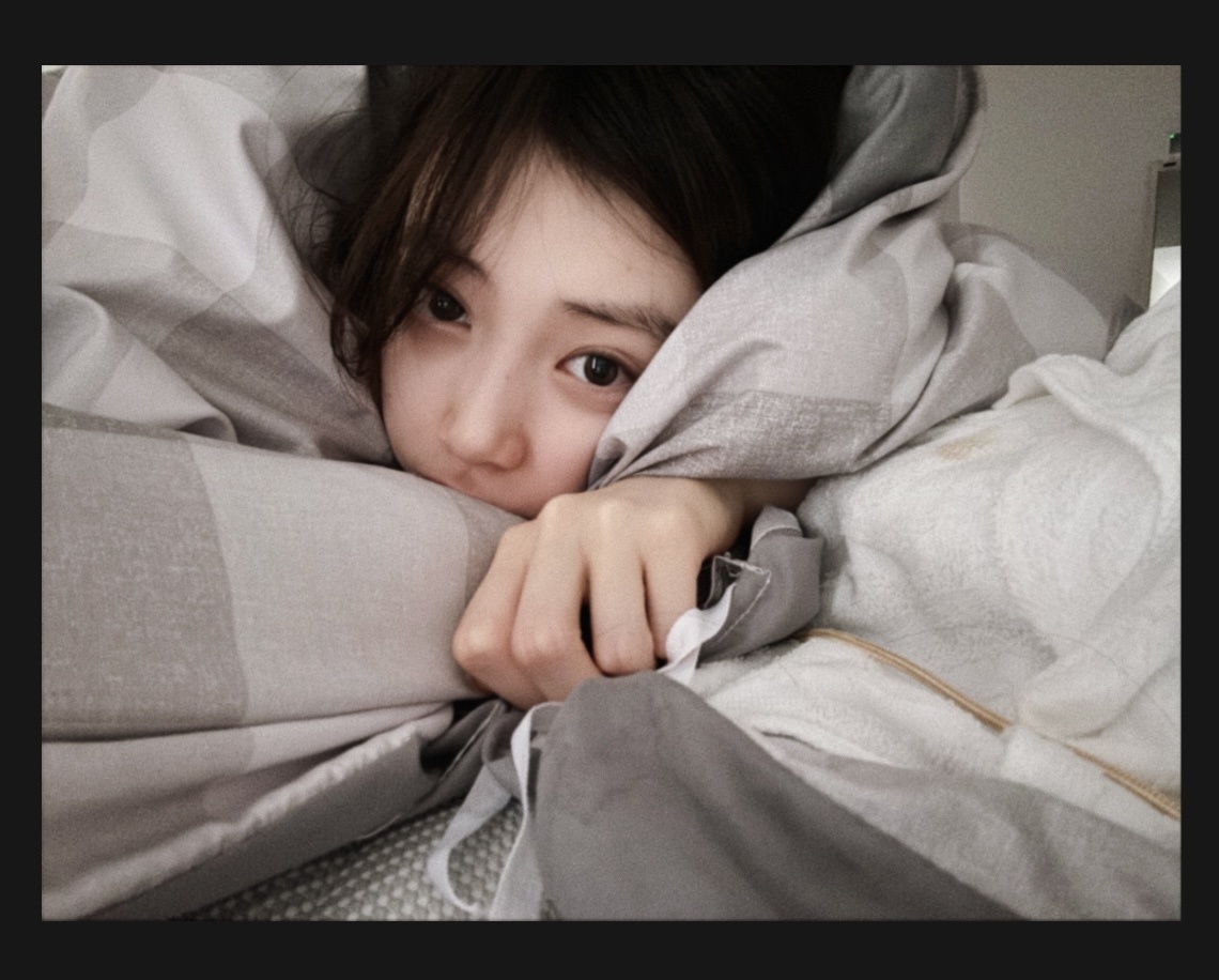矢田萌華「▷ 設定温度　いつの間にか季節は、静かに舵をきっていたみたいです。昼寝