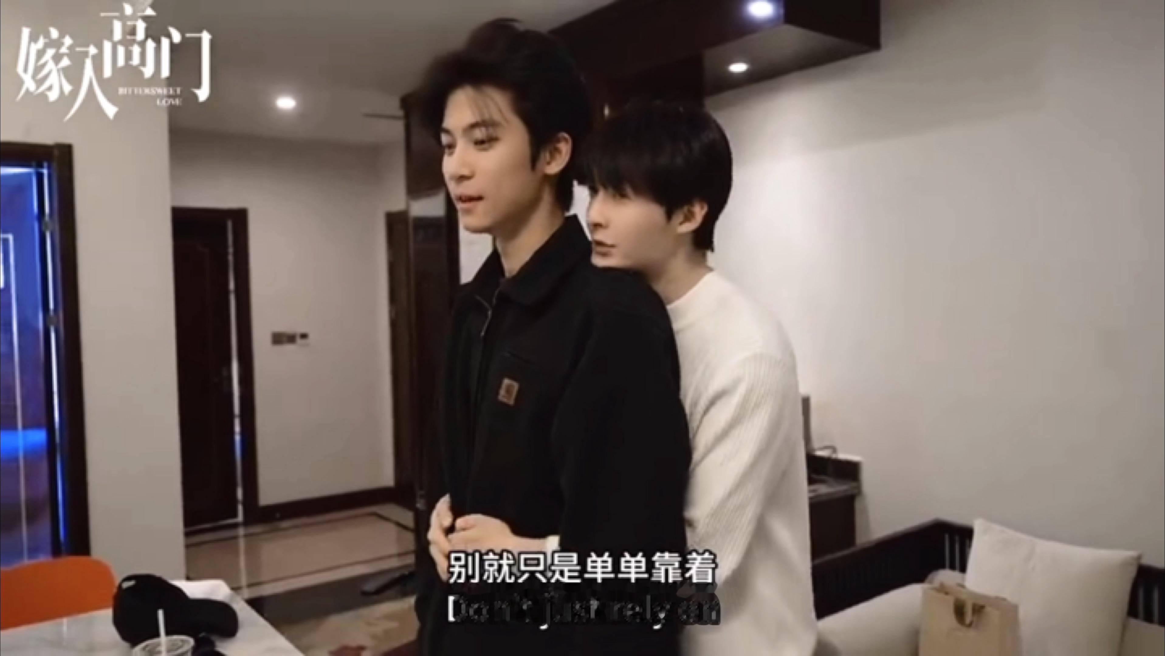 合闫栎色  会教给小老公怎么演戏更好怎么压制自己更真实😋哎呀我们牛奶完全引导型