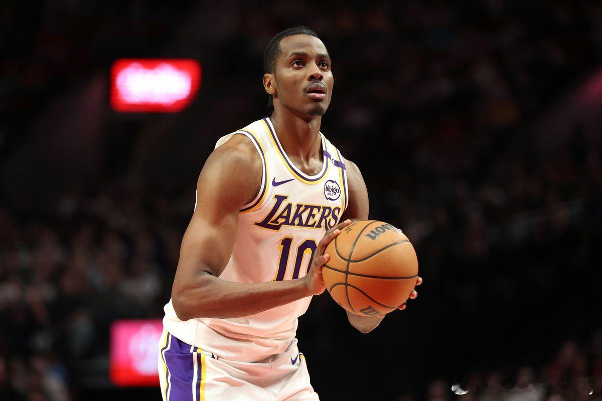 Shams：灰熊利用困难特例与科洛克签下一份10天合同。科洛克与2022年被选中