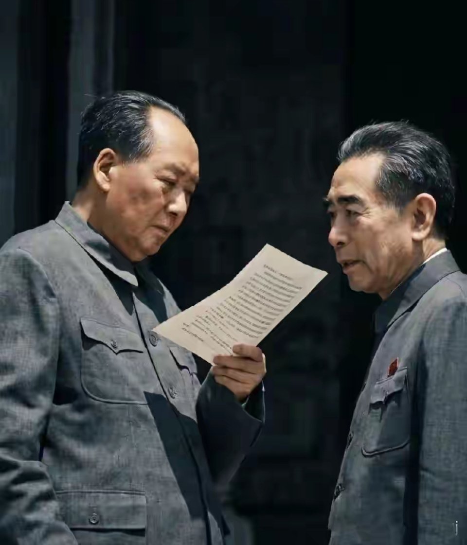 两位老搭档认真，专注…