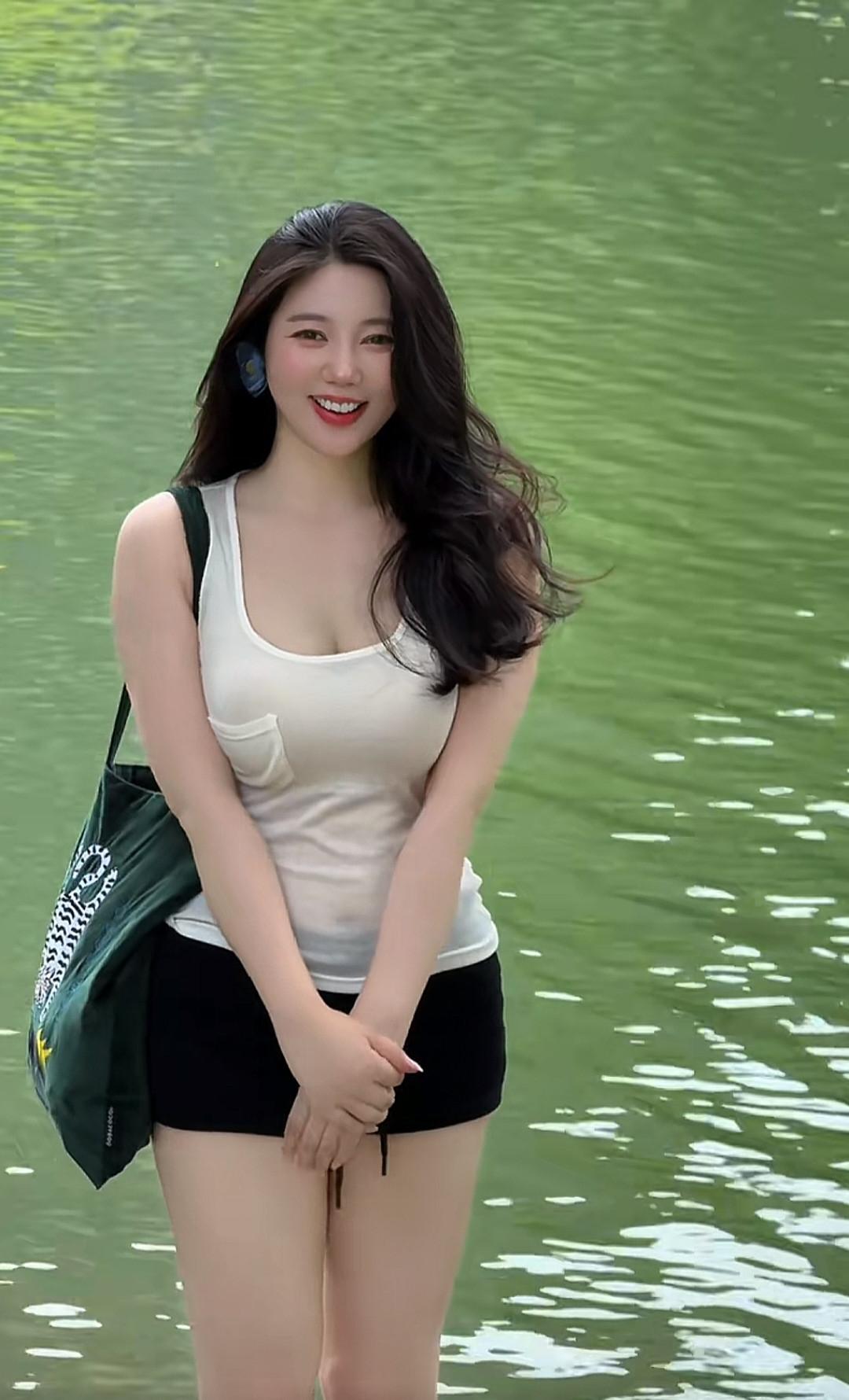 天然美女，珠圆玉润女性气质 女性魅力鉴赏