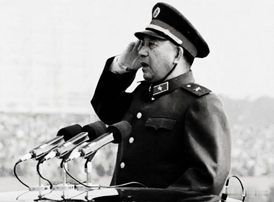 1997年，6位大人物逝世，除了邓小平，还有谁？
一九九七年被记录在中国现代史的