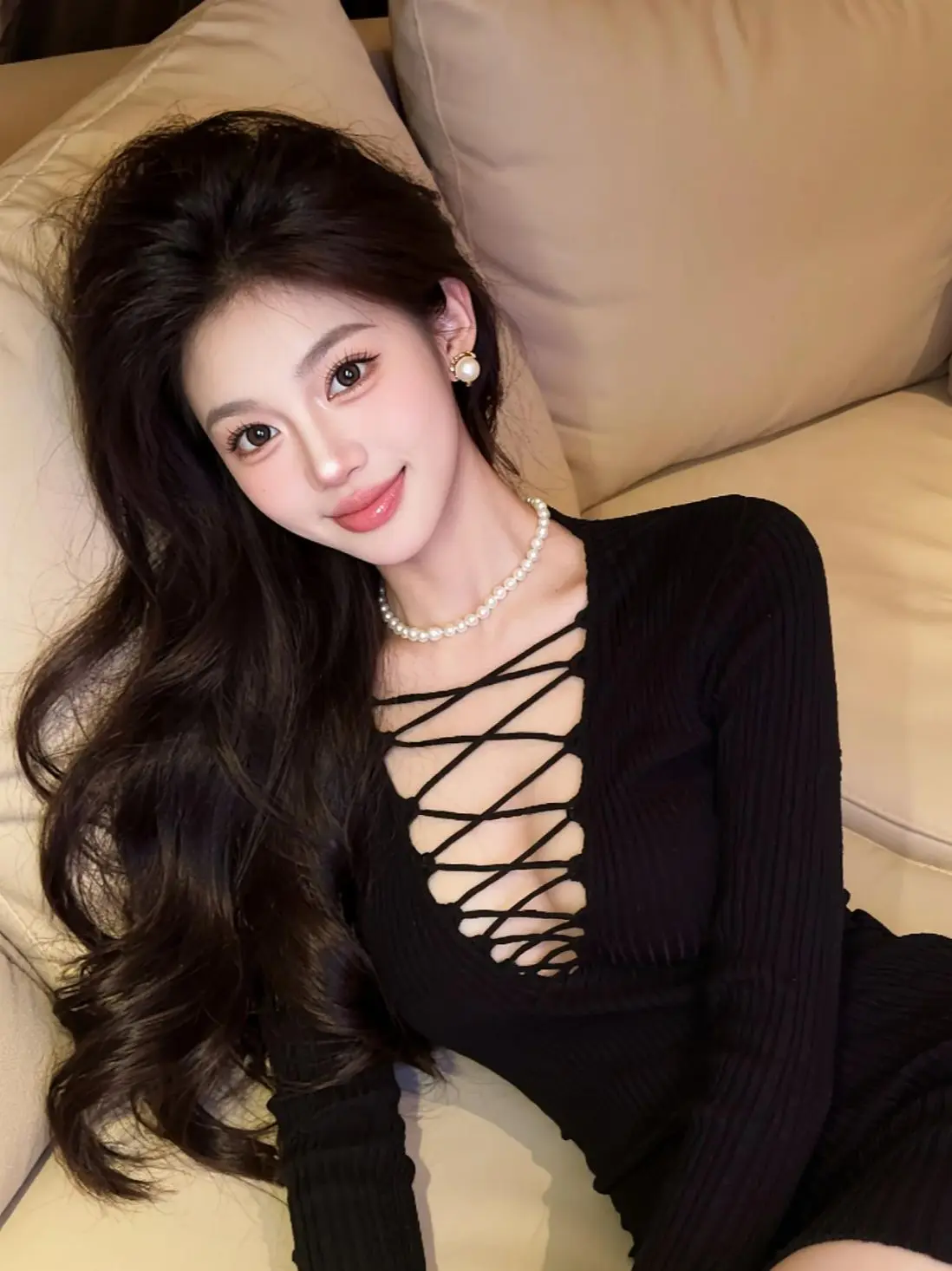 AI黑裙质感写真 随变ai随便玩 随变一拍都很夯 玩法合伙人计划