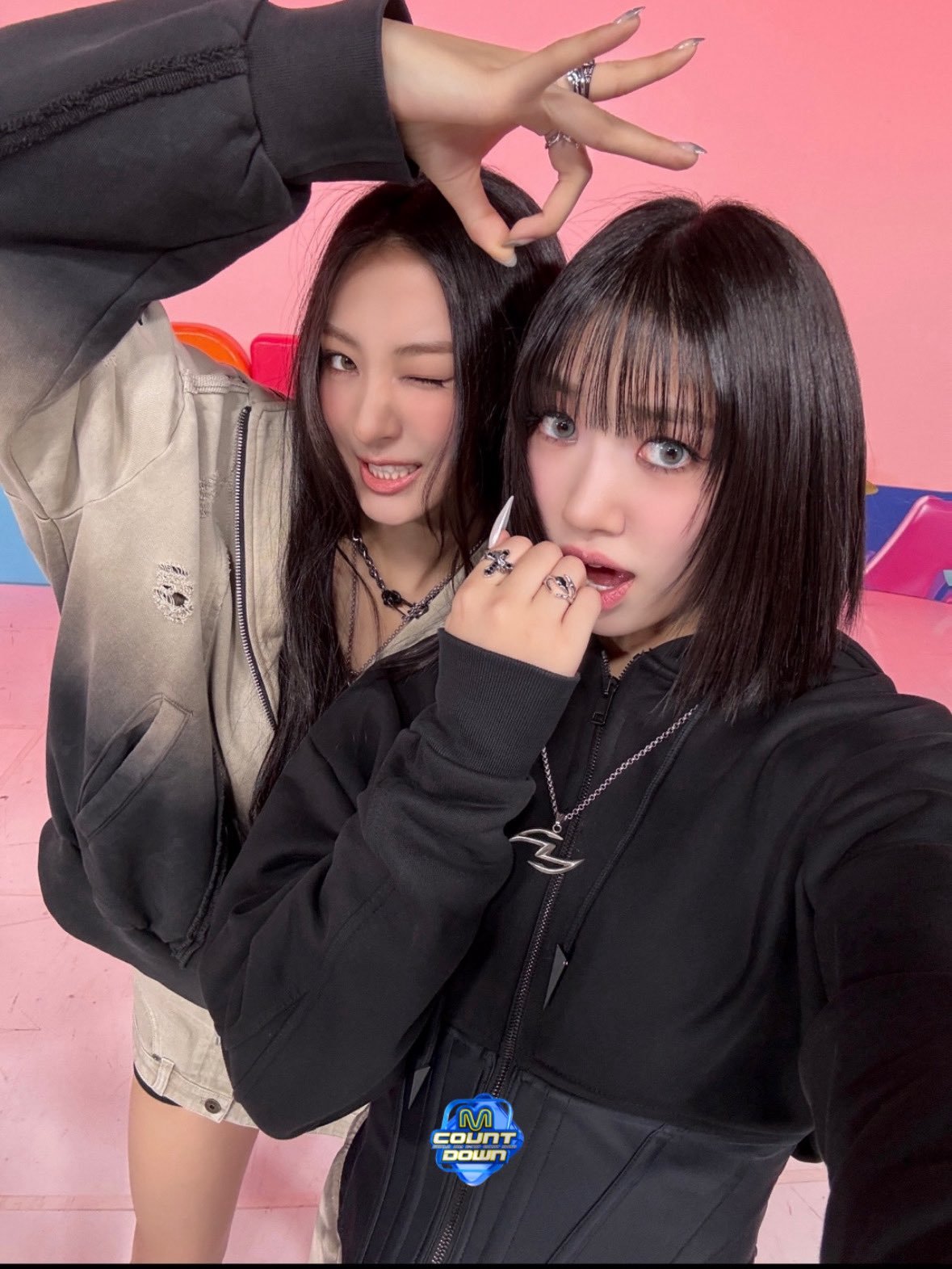 MEOVV[超话] 🐈‍⬛🖤 ​​​