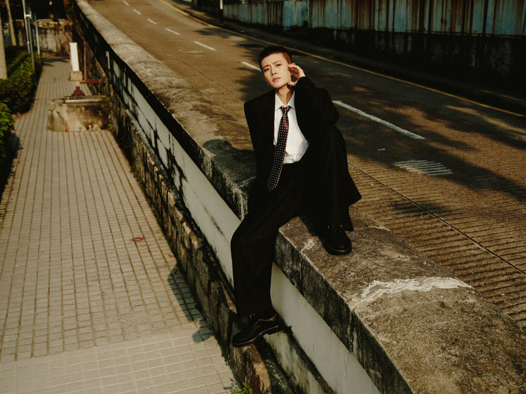 任嘉伦寸头太帅了吧，痞帅男神！无法用语言表达，太太太太太好看了！ 