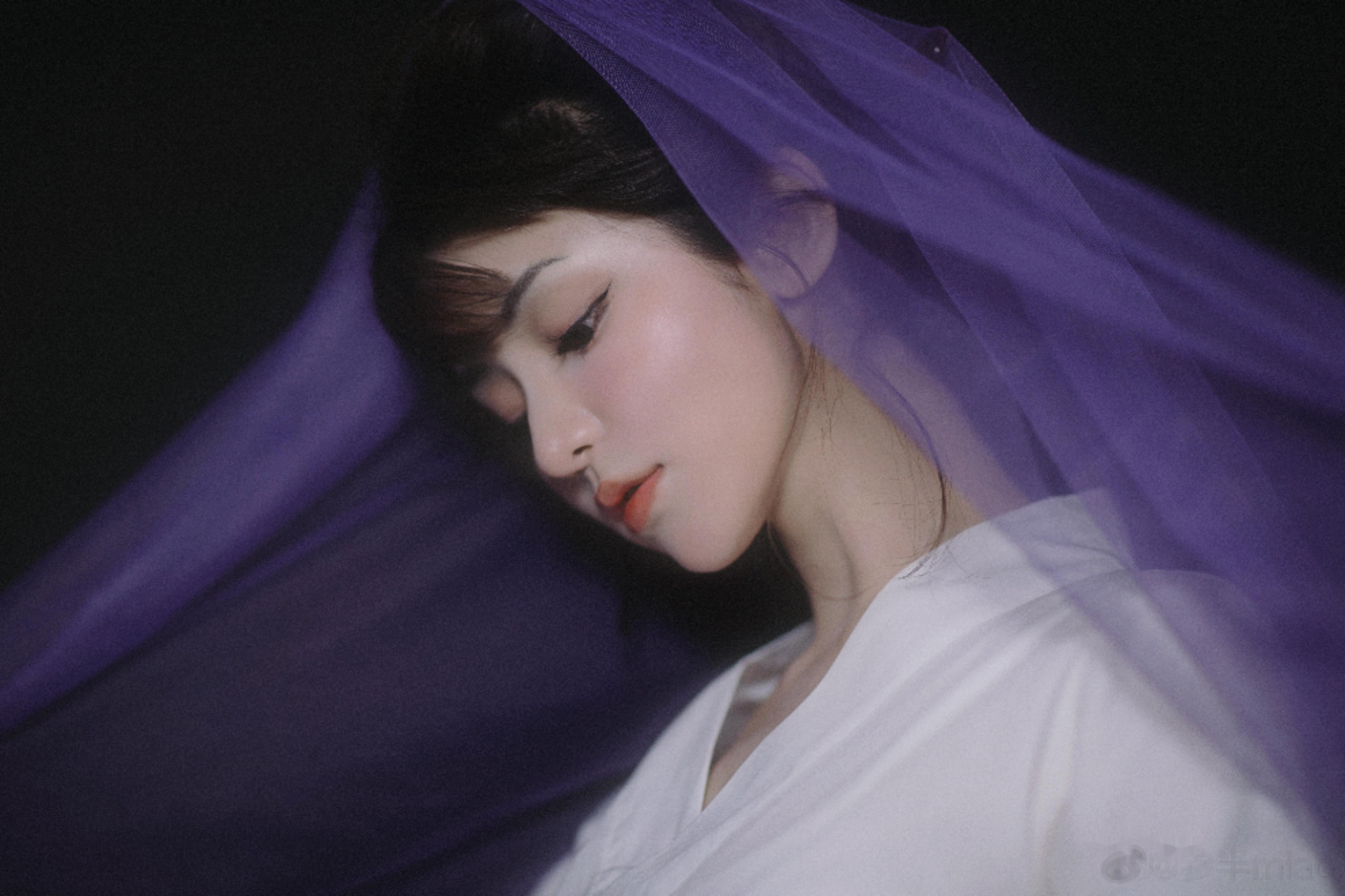 《媚术》                💜 ​​​