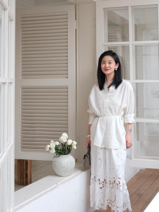 今天是下班要飞去海边度假的office lady