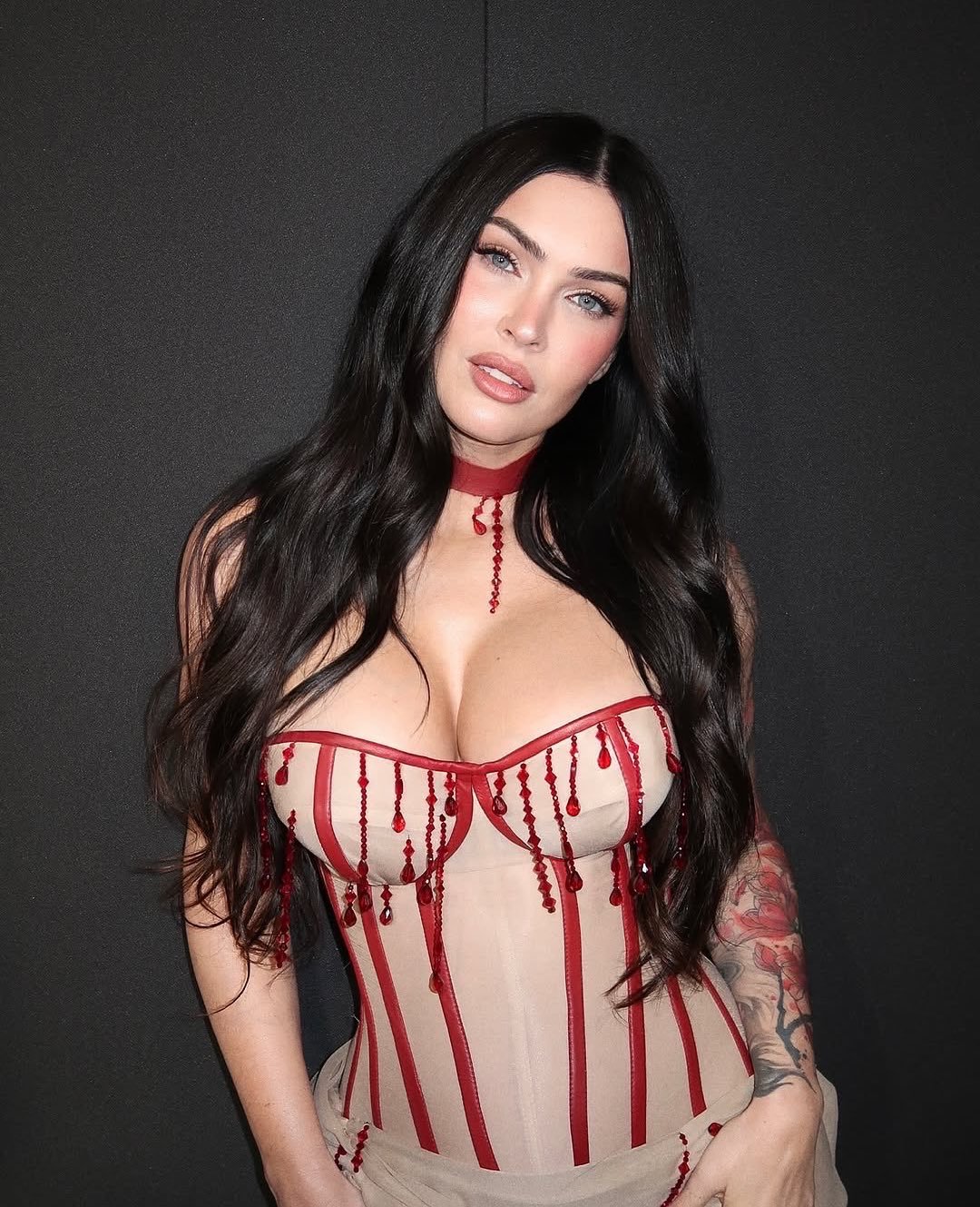 福克斯好厉害，连中三分nba