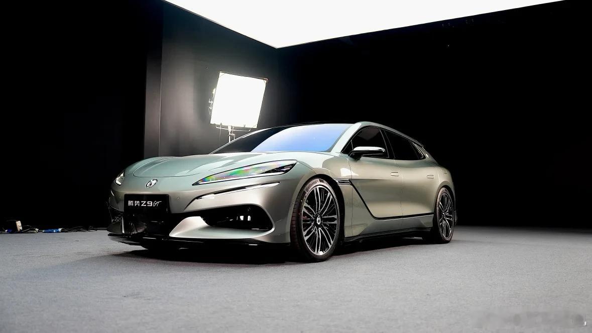 我想把我的z9gt做个黑神话悟空的痛车，请问这种该怎么弄？还有版权问题怎么解决[