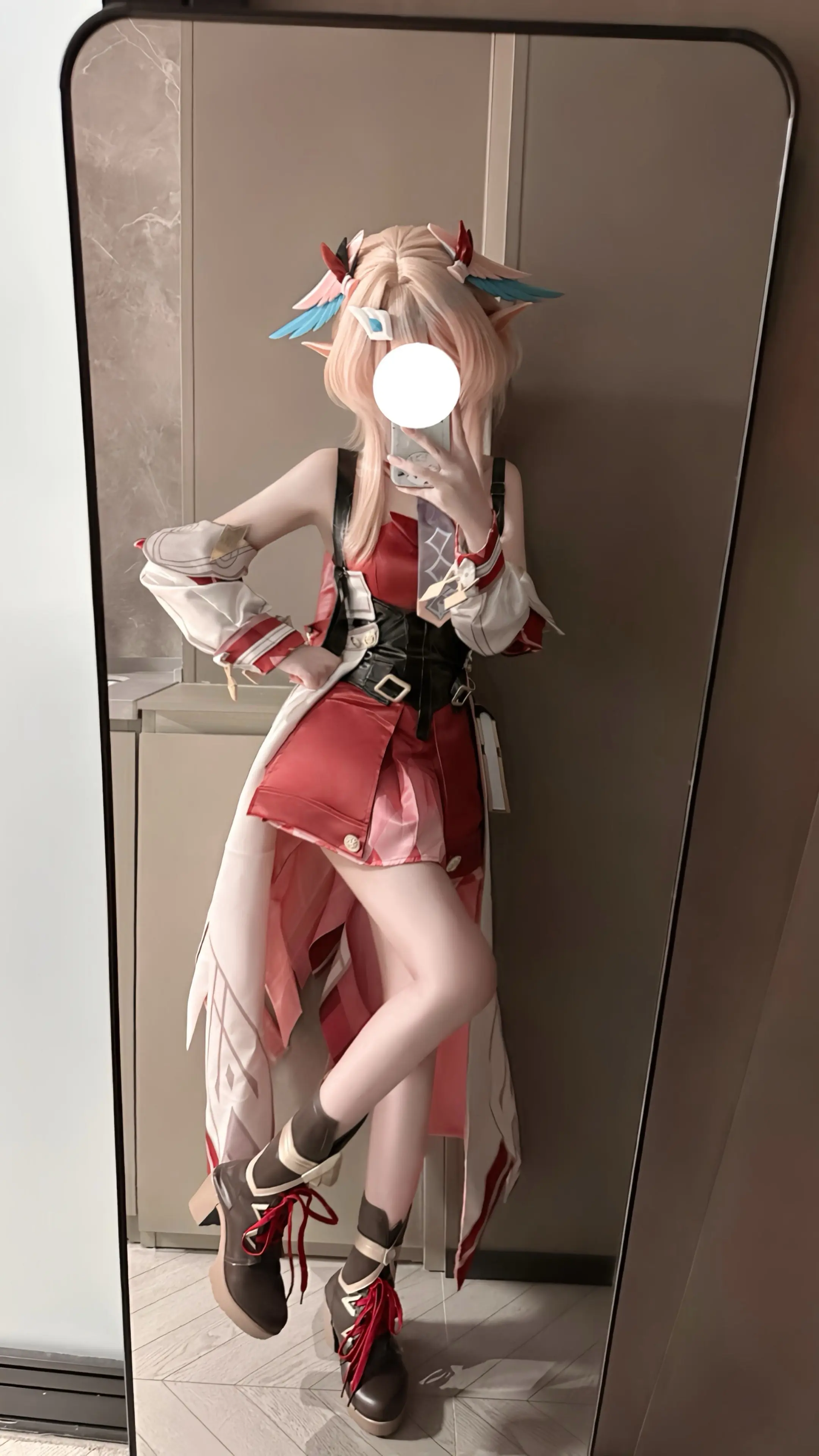 你好！我叫莉奈娅