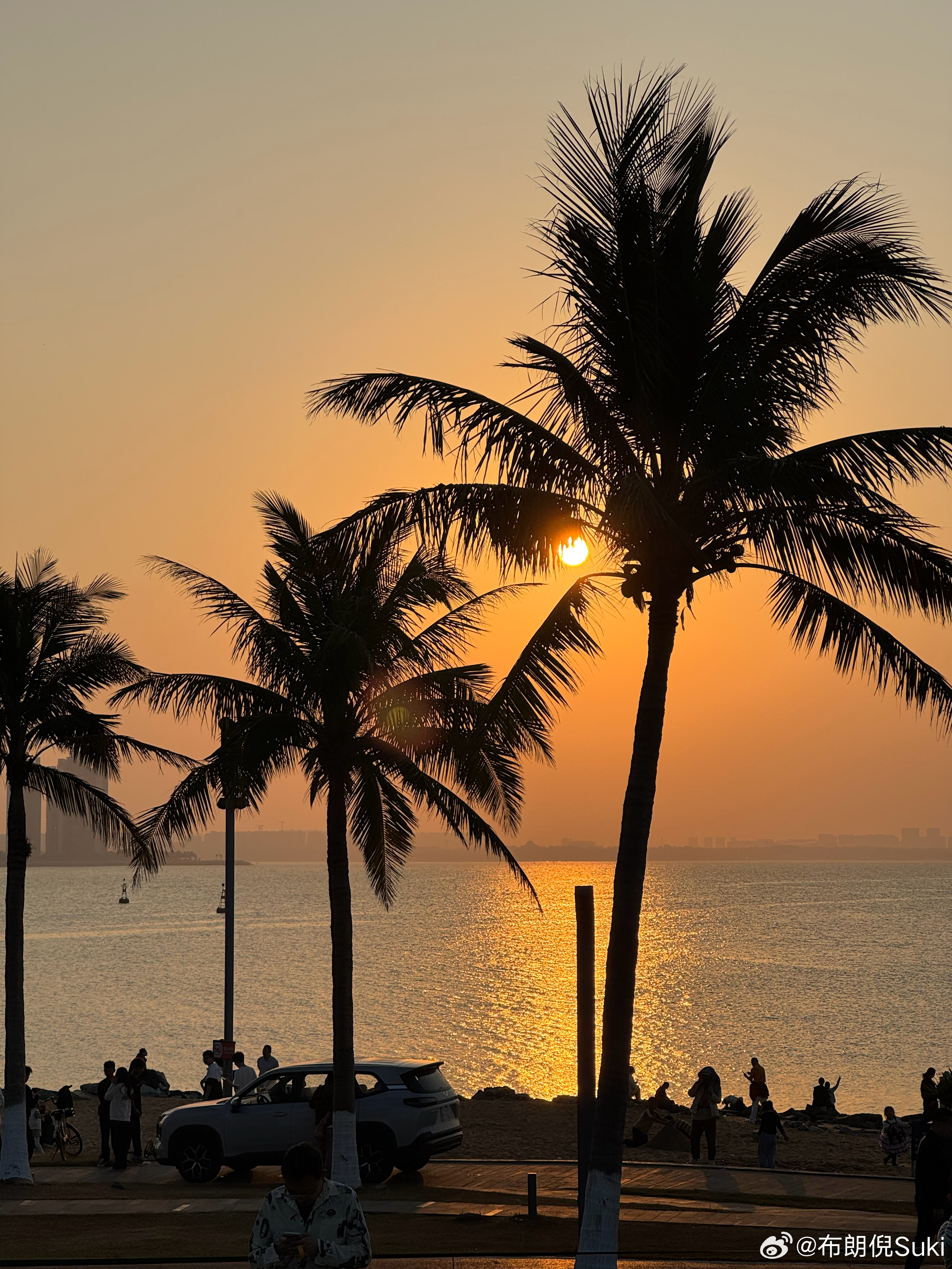 落日🌇、音乐🎶、椰子🥥，和五菱星光560星光560今日全球上市全能硬派大空