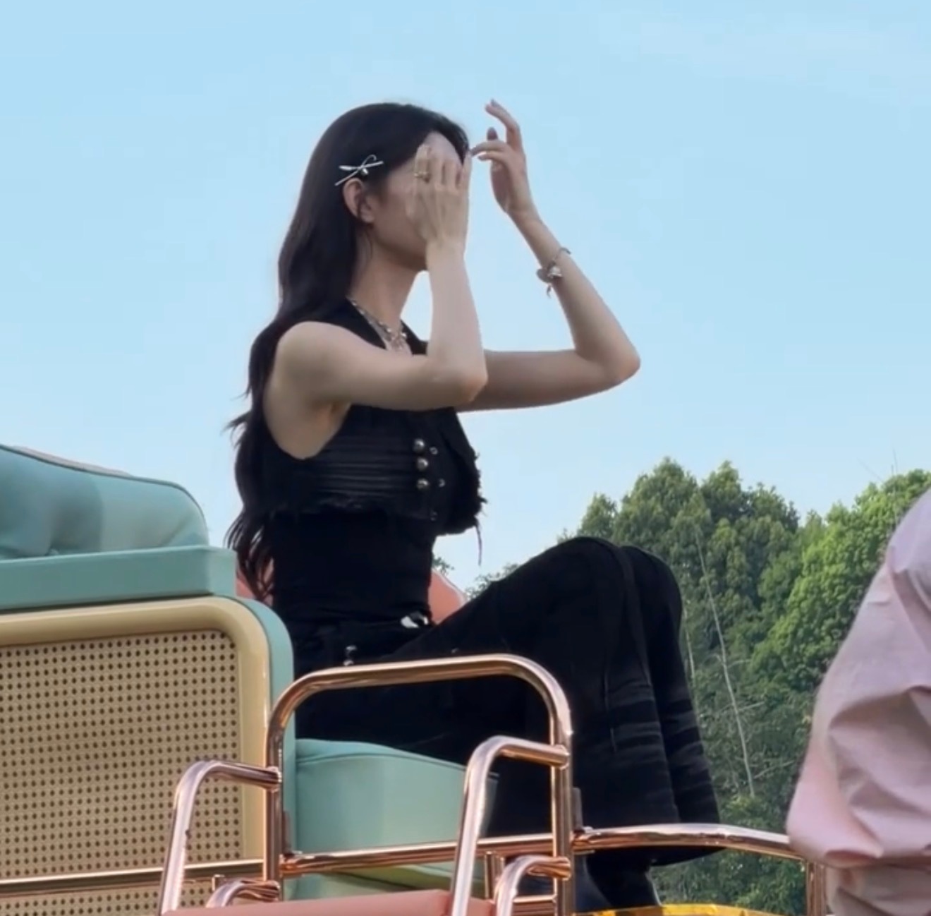 这个孟子义线下美成啥了 孟子义完全生图战神来的！这个孟子义线下美成啥了！爱了爱了