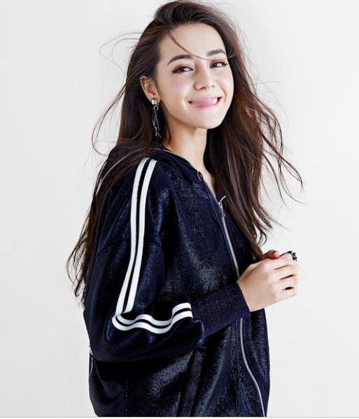 娱乐圈体重90斤的明星
[熊猫]李一桐 - 84斤
[熊猫]赵露思 - 79斤
