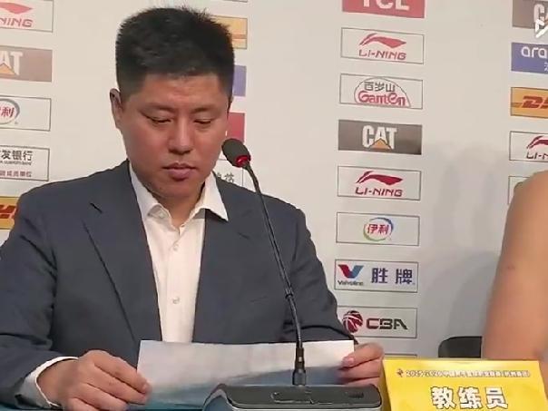 CBA最新消息：山西男篮今天官方宣布，经山西汾酒职业篮球俱乐部与潘江指导友好协商