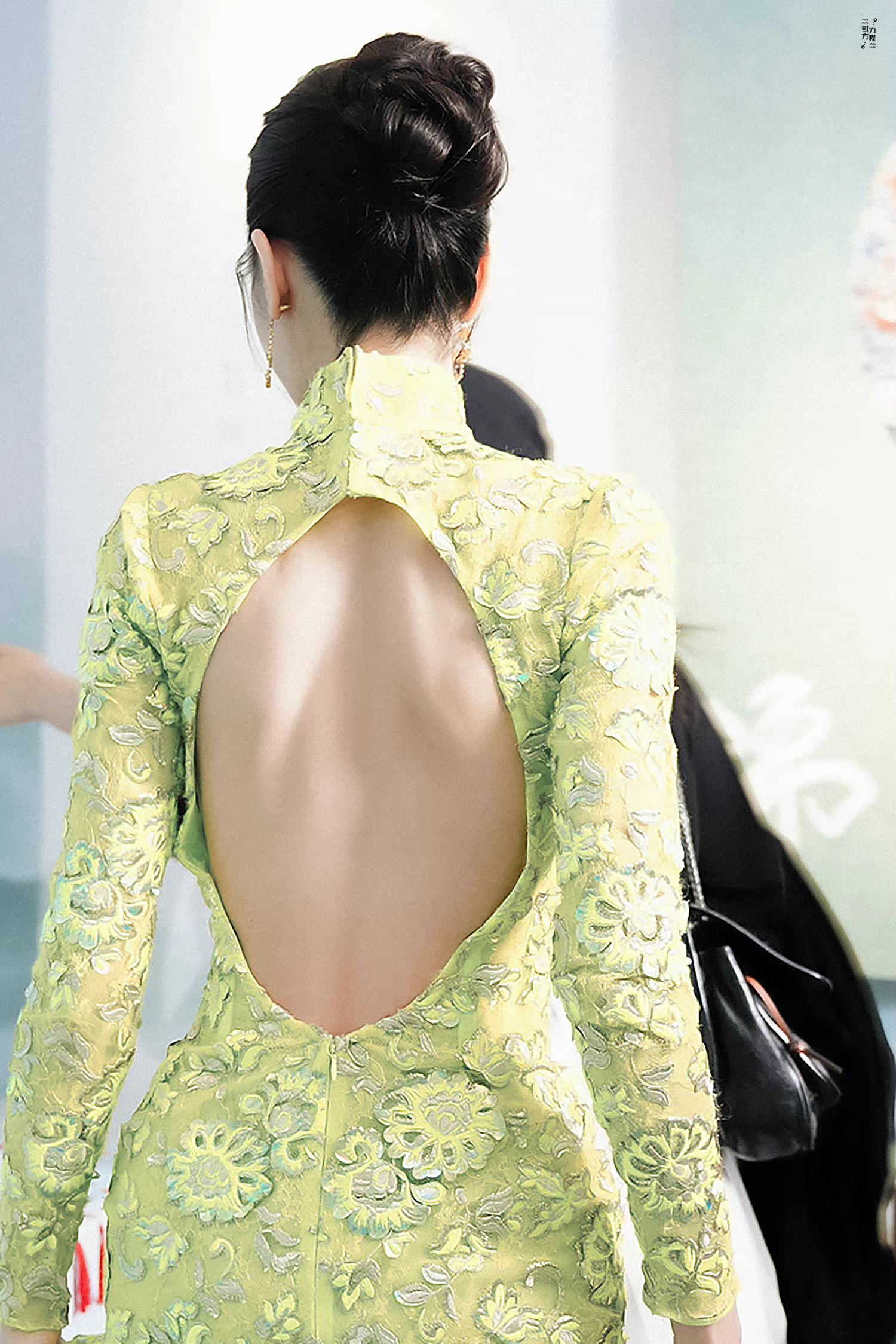 迪丽热巴钰珑 dlrb 迪丽热巴功夫女足 dlrb 迪丽热巴卫蓝以前我总在想长大