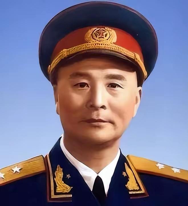 1936年，一位老大娘上山采野果。突然发现一大群苍蝇，在草丛上“嗡嗡嗡”盘旋，她