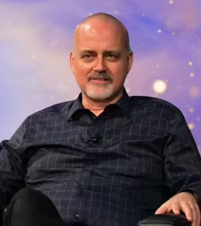 据彭博社报道，负责改造Siri的苹果高管迈克·洛克威尔因对职权和汇报关系不满，正